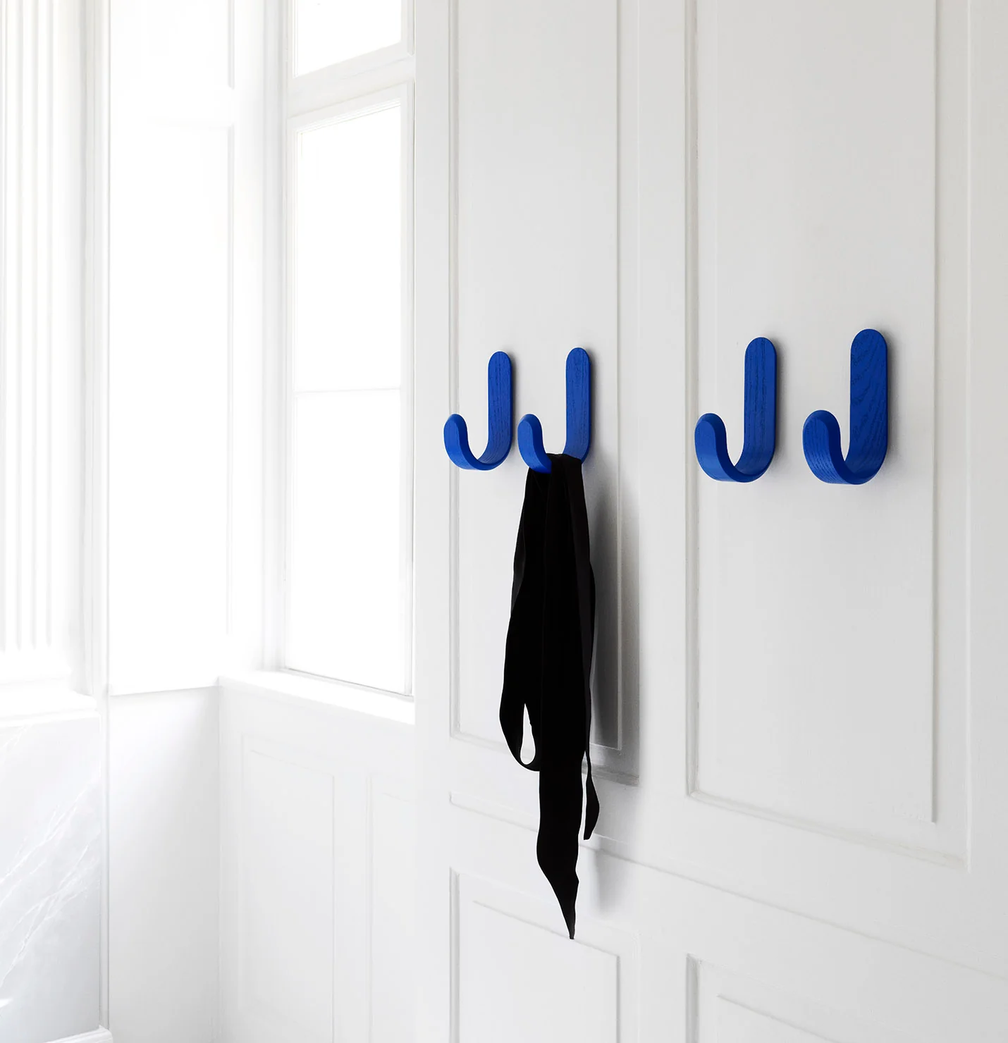 Normann Copenhagen Curve Hook Blue - Image 3