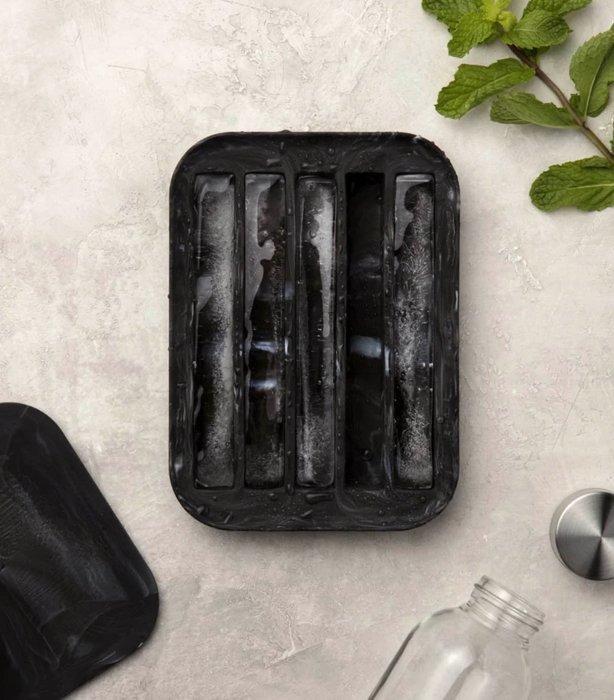 W&P Water Bottle Ice Tray - Image 3