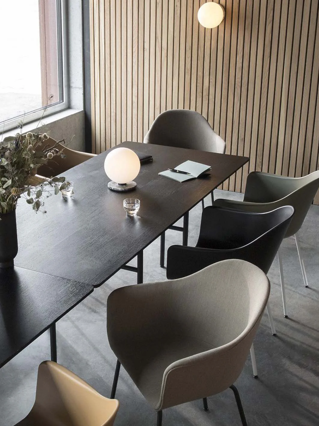 Audo Copenhagen Snaregade Dining Table Rectangular - Image 4