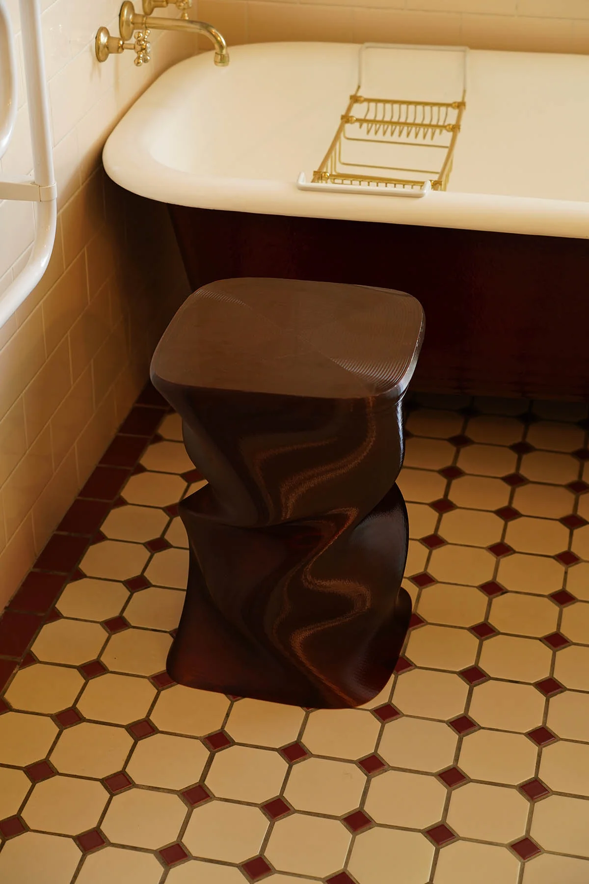Special Studio Twist Side Table - Image 6