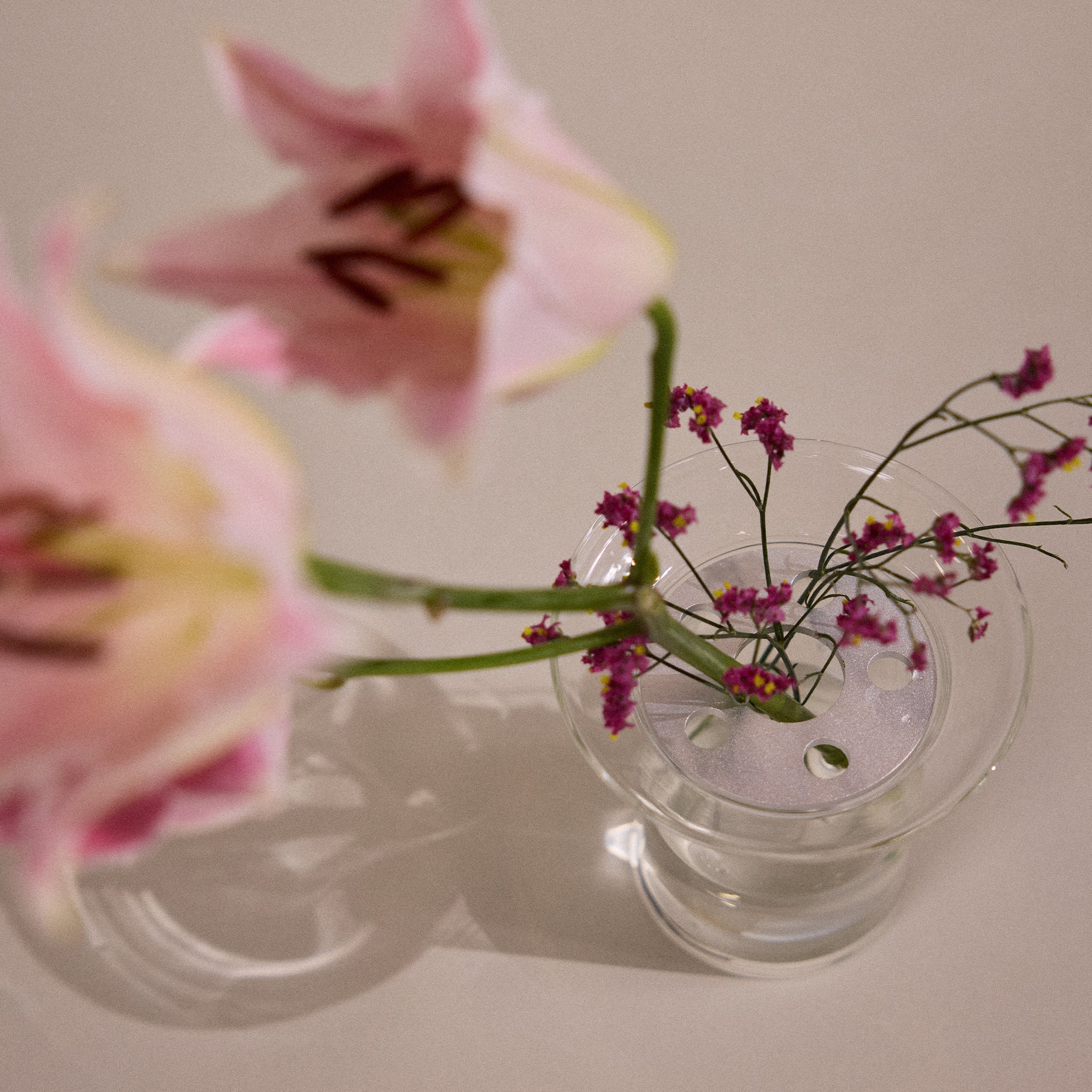 Studio Milligram Ikebana Vase Small - Image 4