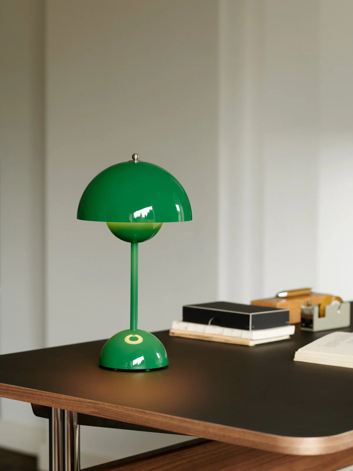 &Tradition Flowerpot Lamp Portable VP9 - Image 13