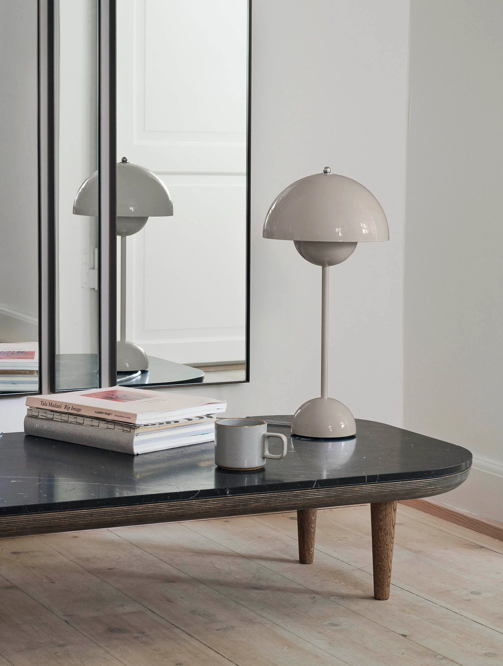 &Tradition Flowerpot Table Lamp VP3 - Image 12