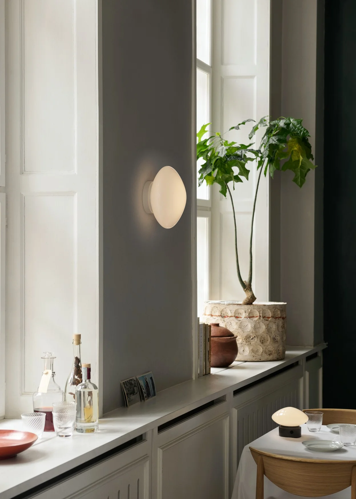 &Tradition Mist AP22 Wall and Ceiling Lamp - Image 8