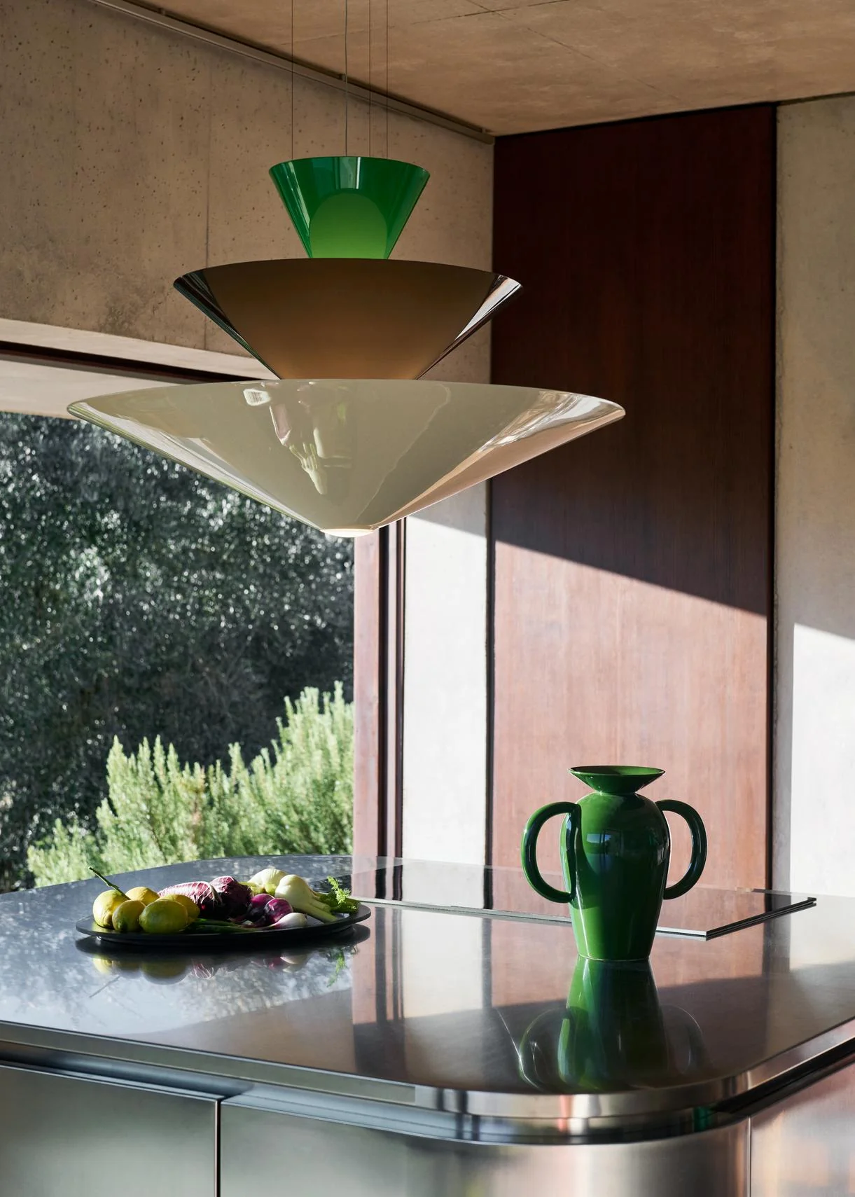 &Tradition Momento Vase JH41 - Emerald Green - Image 5