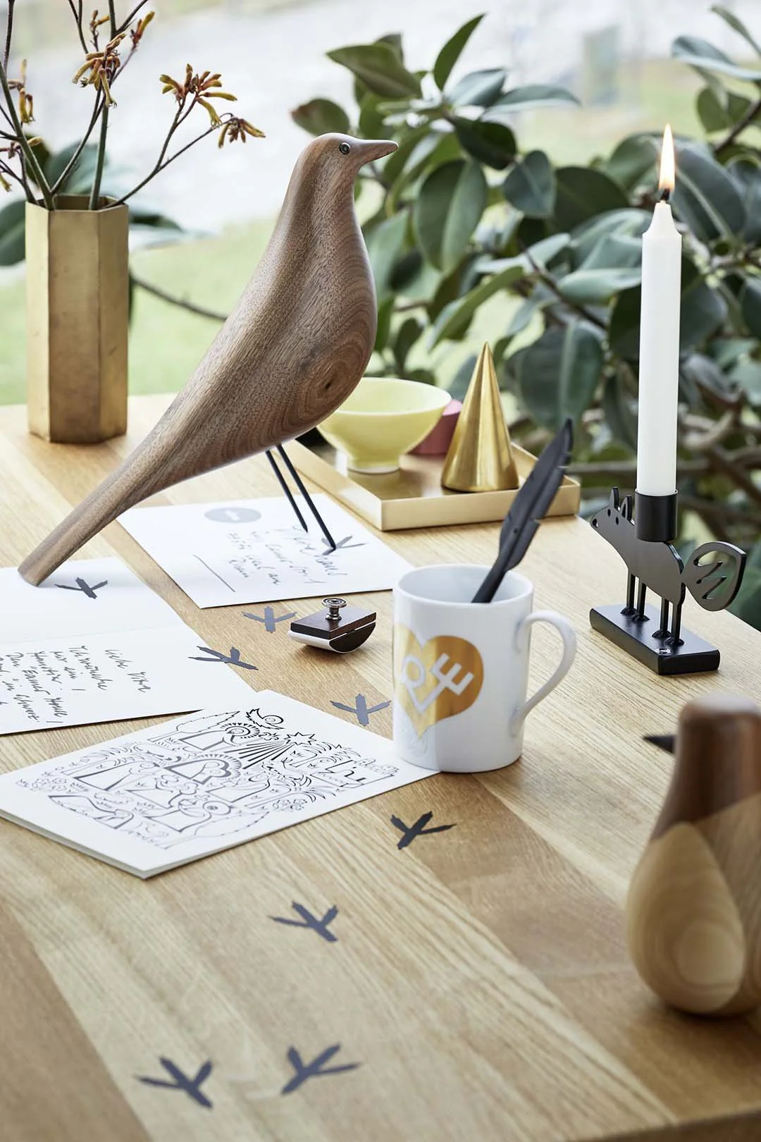 Vitra Eames House Bird Walnut - Image 3