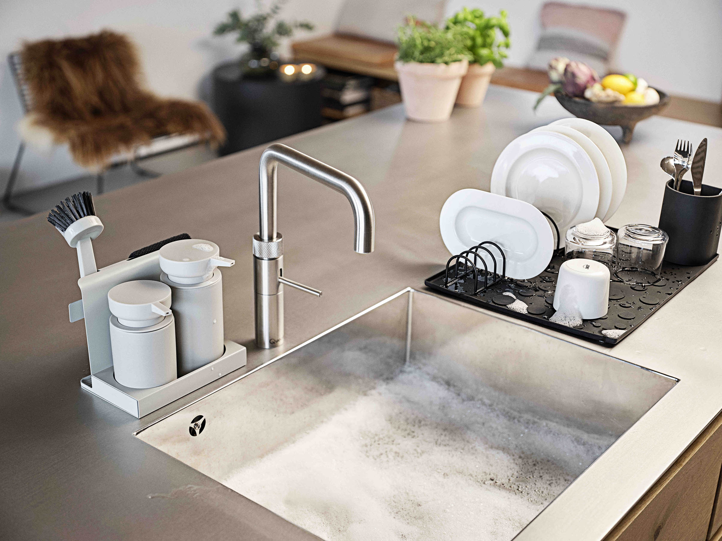 Zone Diish Dishwashing Set - Warm Grey - Image 2