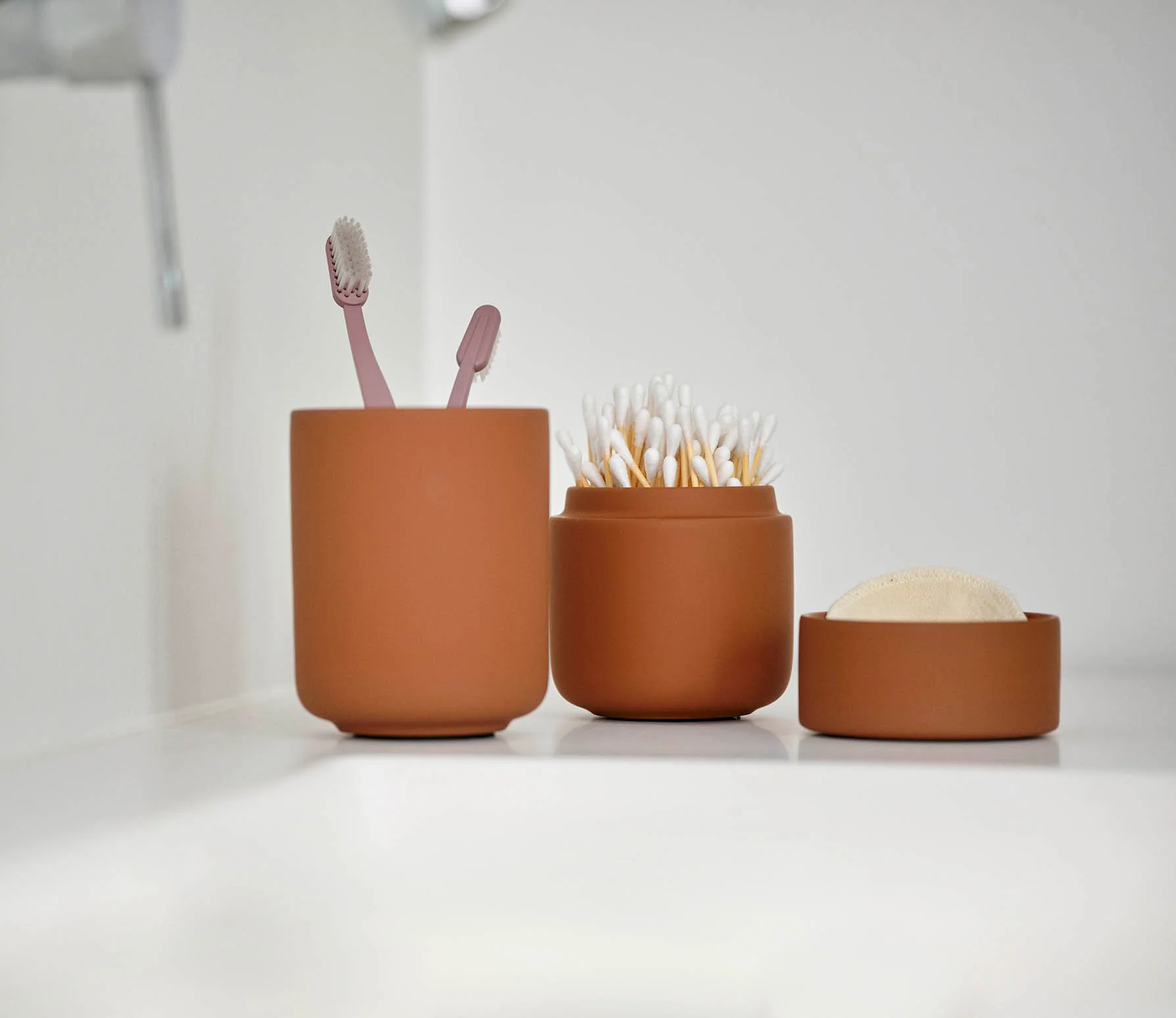 Zone Ume Toothbrush Mug - Terracotta - Image 3